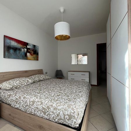 Appartamento Elegante Casa -Rho Fiera Vanzago Esterno foto