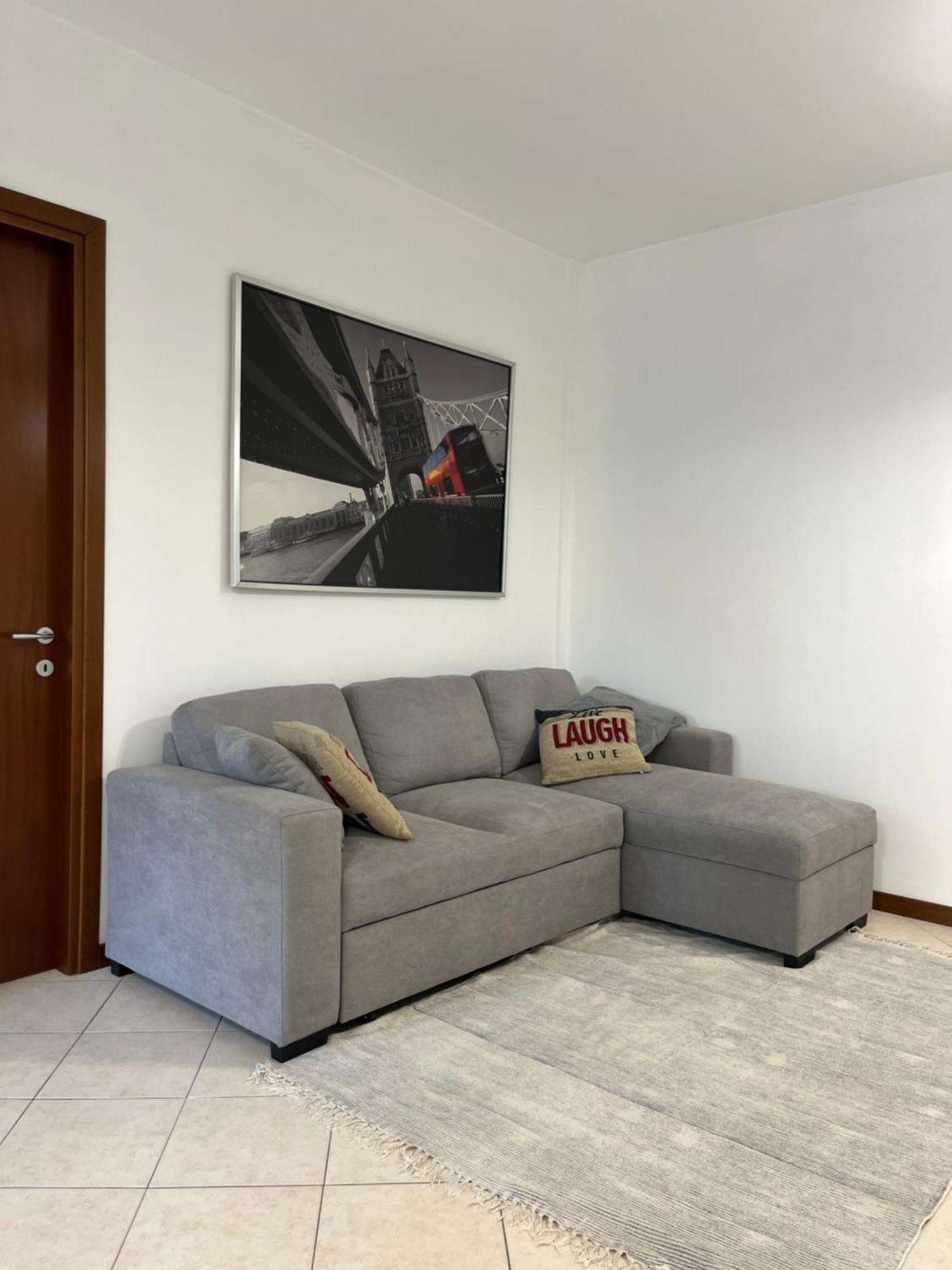 Appartamento Elegante Casa -Rho Fiera Vanzago Esterno foto