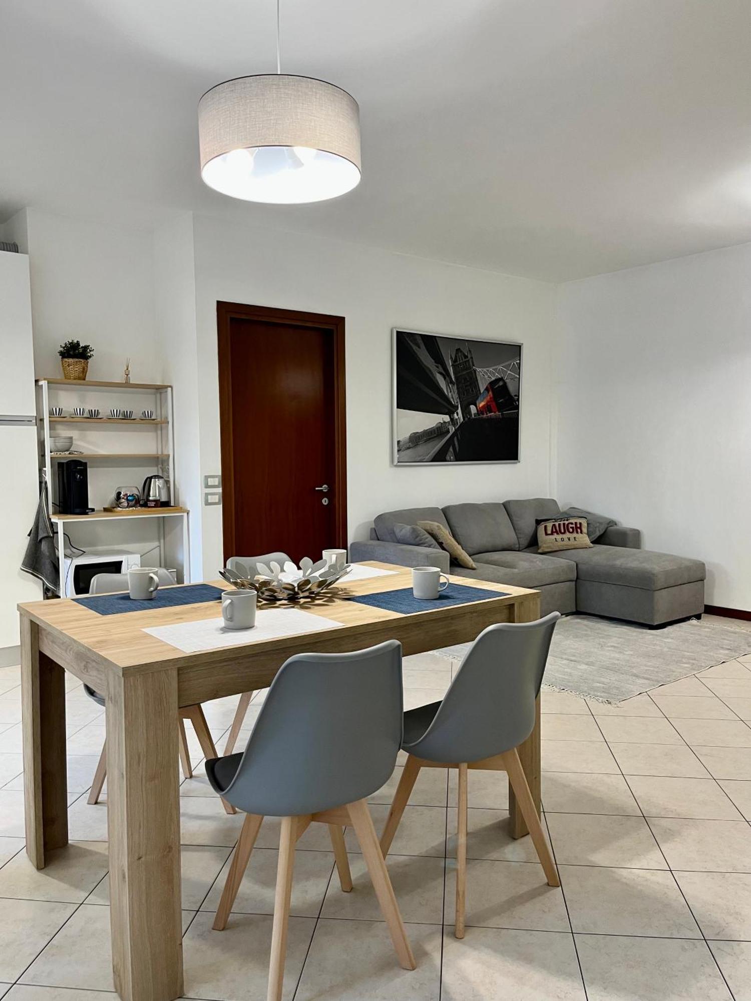 Appartamento Elegante Casa -Rho Fiera Vanzago Esterno foto